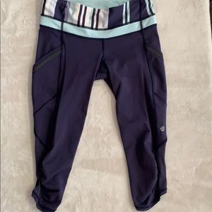 Lululemon crop leggings size 4
